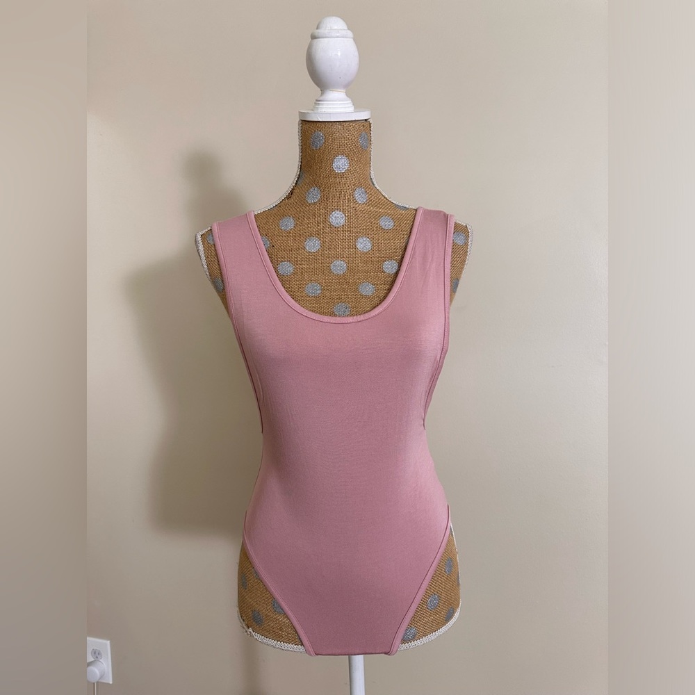 Boohoo Low Cut Sides Dusty Pink Bodysuit